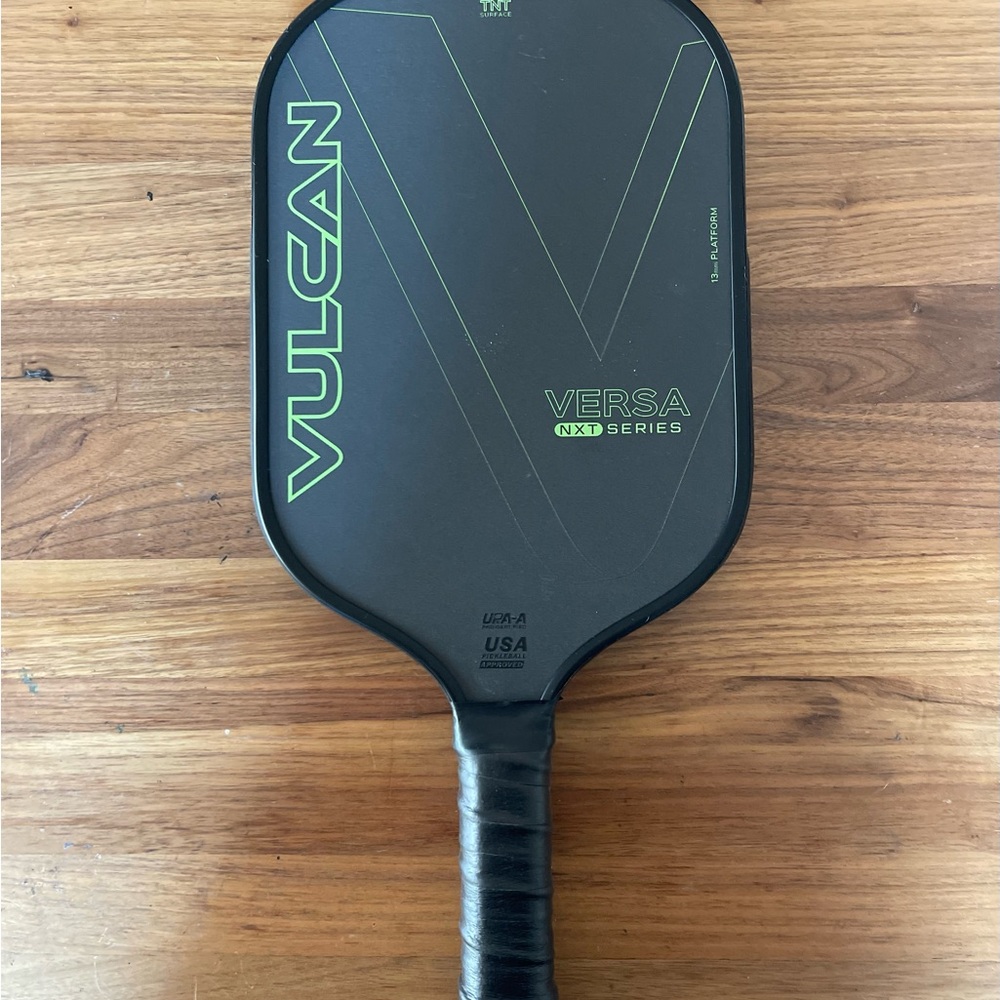 Vulcan Versa NXD 13mm Pickleball Paddle - Black Green